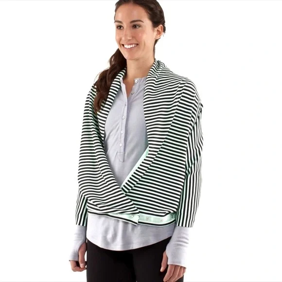 lululemon Vinyasa Scarf - Picture 2 of 5